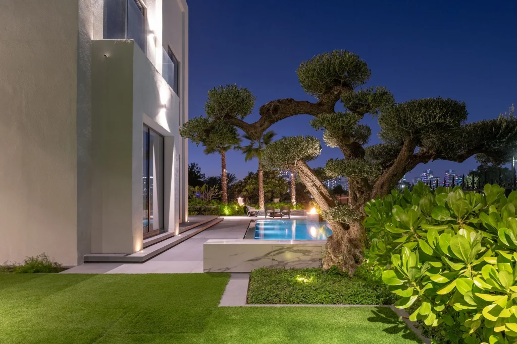 The Landscape Lighting Mistakes That Make Beautiful Gardens Look Terrible