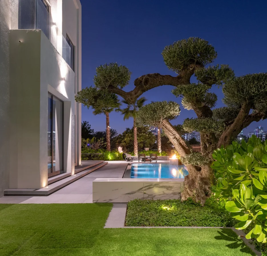 The Landscape Lighting Mistakes That Make Beautiful Gardens Look Terrible